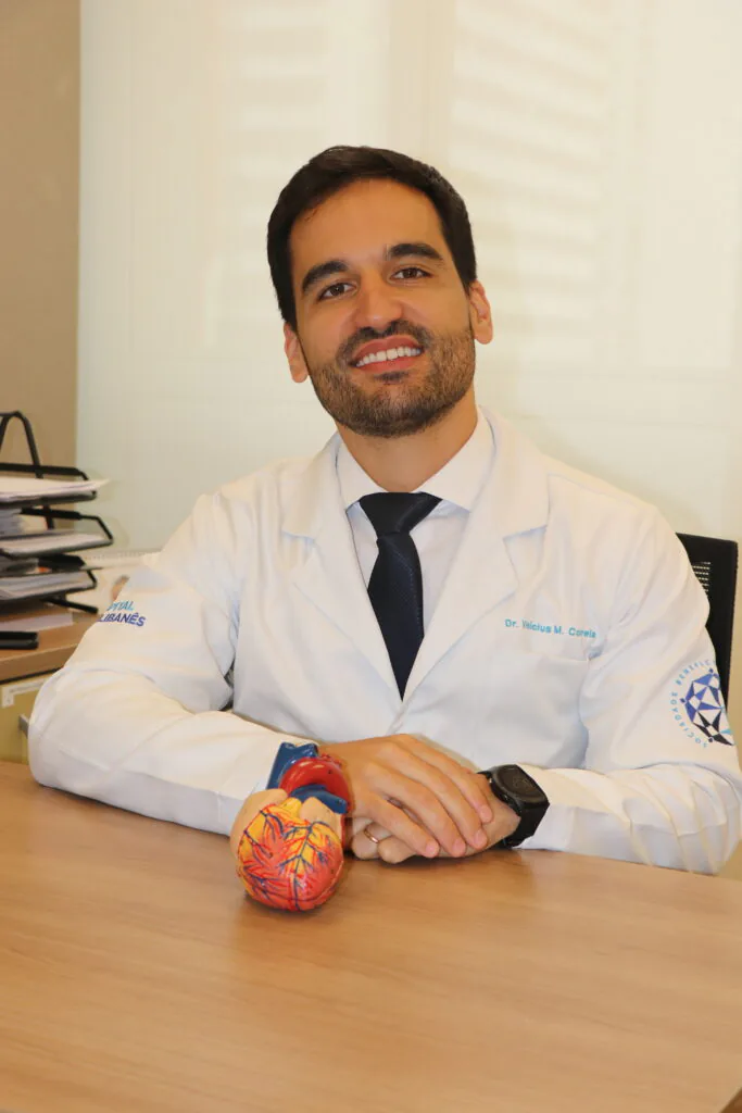 Cardiologista Dr Vinícius Correia